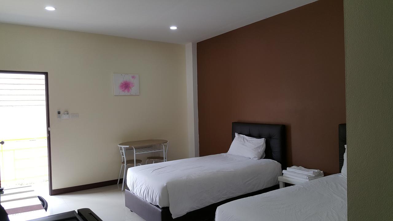 Charoensuk Grand Hotel Kabin Buri Exteriér fotografie